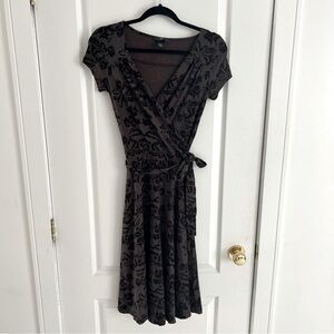 Black and Grey Midi Dress / Size 4